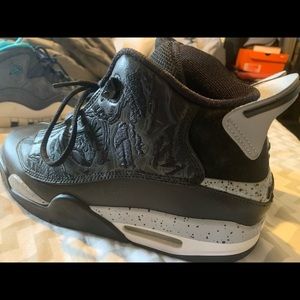 Jordan Retro “Two 3” shoes